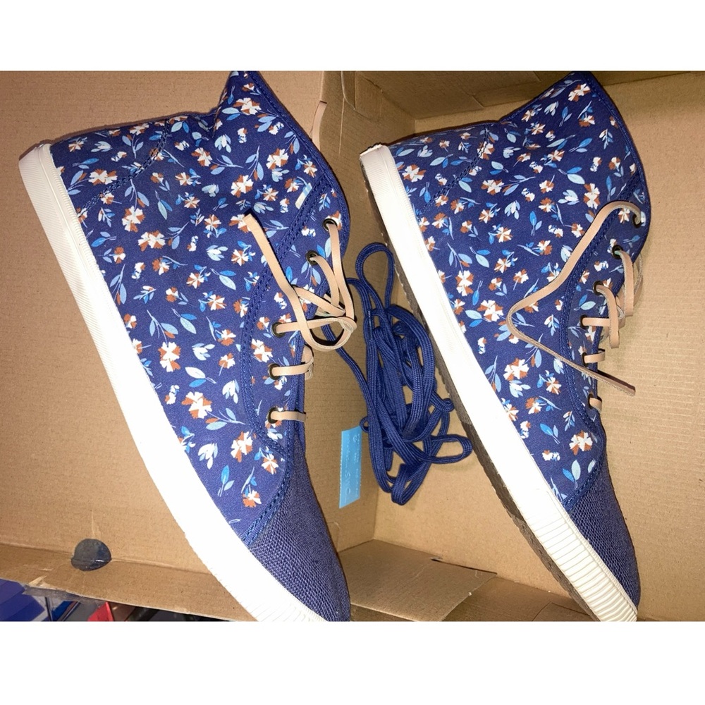 TOMS Camarillo Deep Cobalt in Vintage Flower Women's size 12 UK10 EUR43.5 NIB